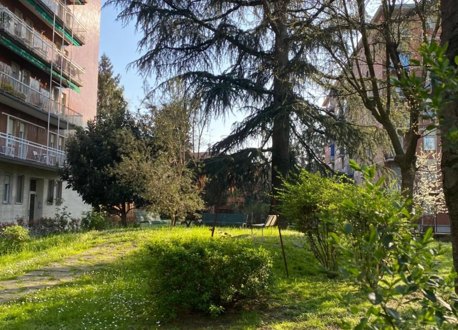 Travelounge Milano San Siro Villa 0*, Milan Italy